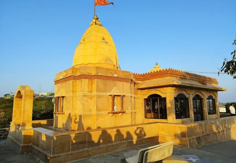 Dattatreya Temple at the summit